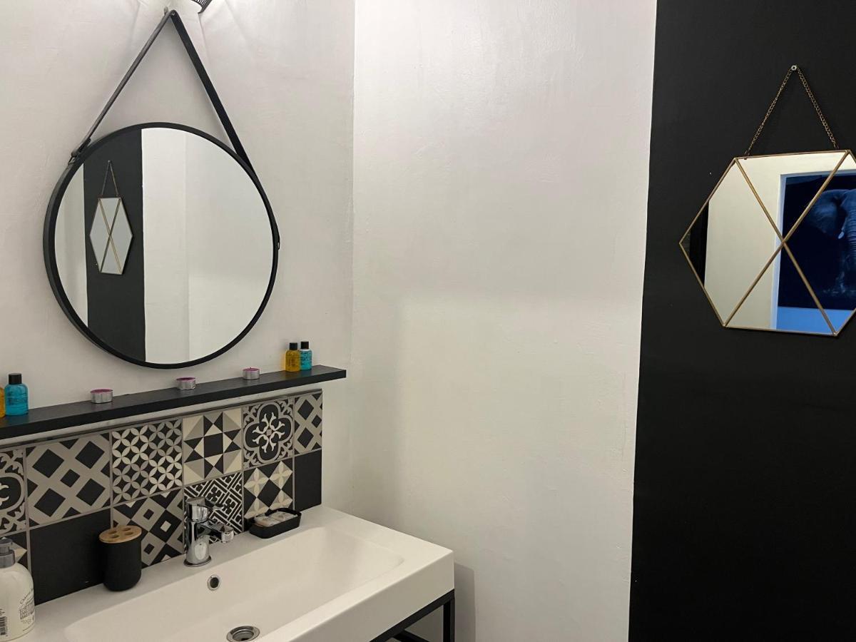 L'Eden - Joli Studio En Centre Ville نيم المظهر الخارجي الصورة